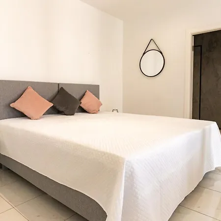 דירה Mi Casa Es Su Casa Nº4 *