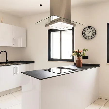 Mi Casa Es Su Casa Nº4 * אלבופיירה